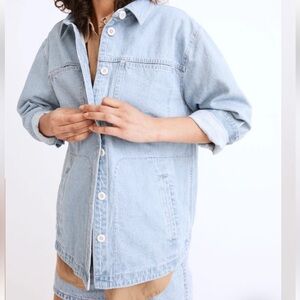 NWOT retail $129 Size L MADEWELL Oversized Light Blue Denim Jacket.